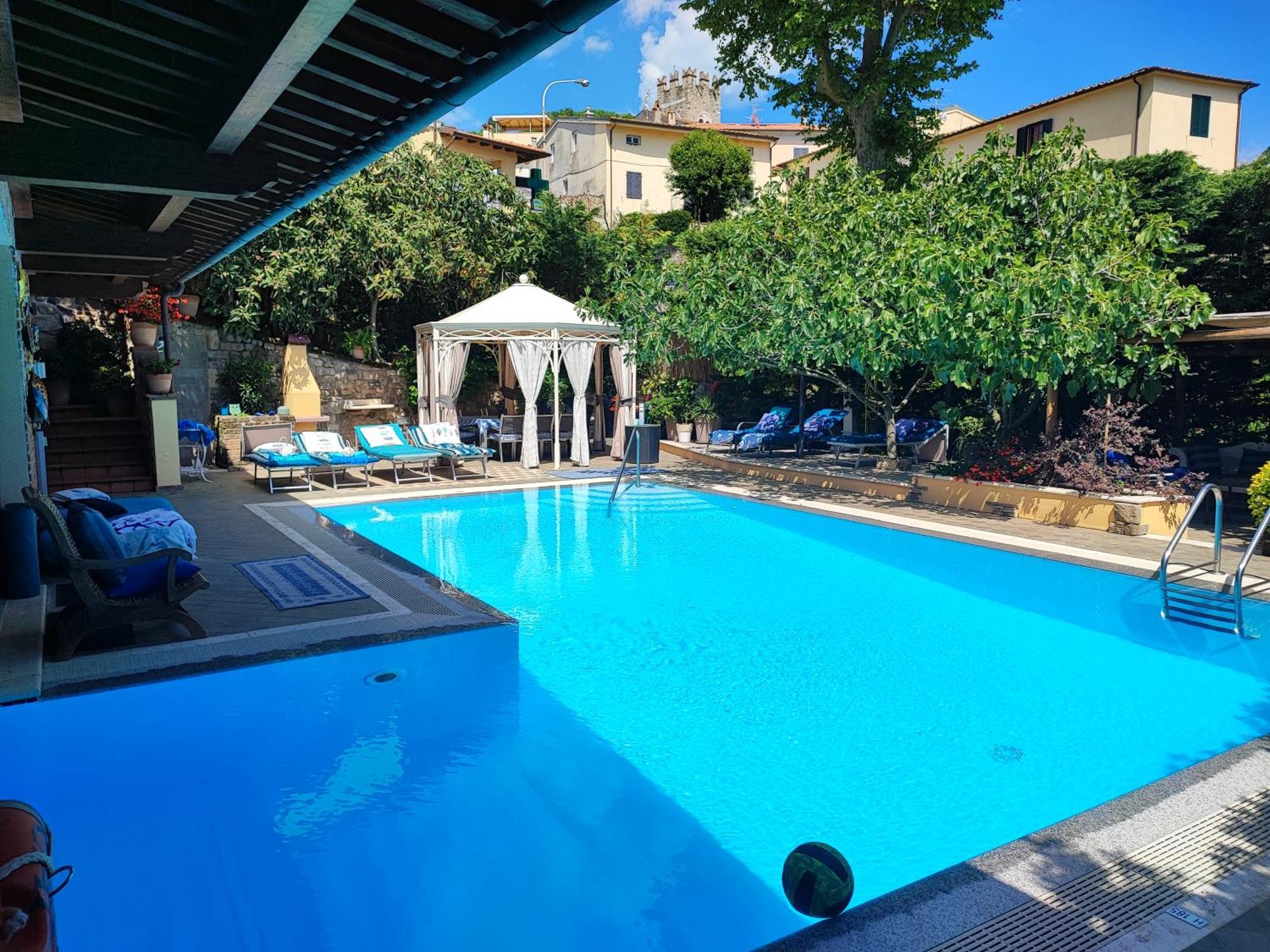 Villa Capo Corso Corsanico-Bargecchia Kültér fotó